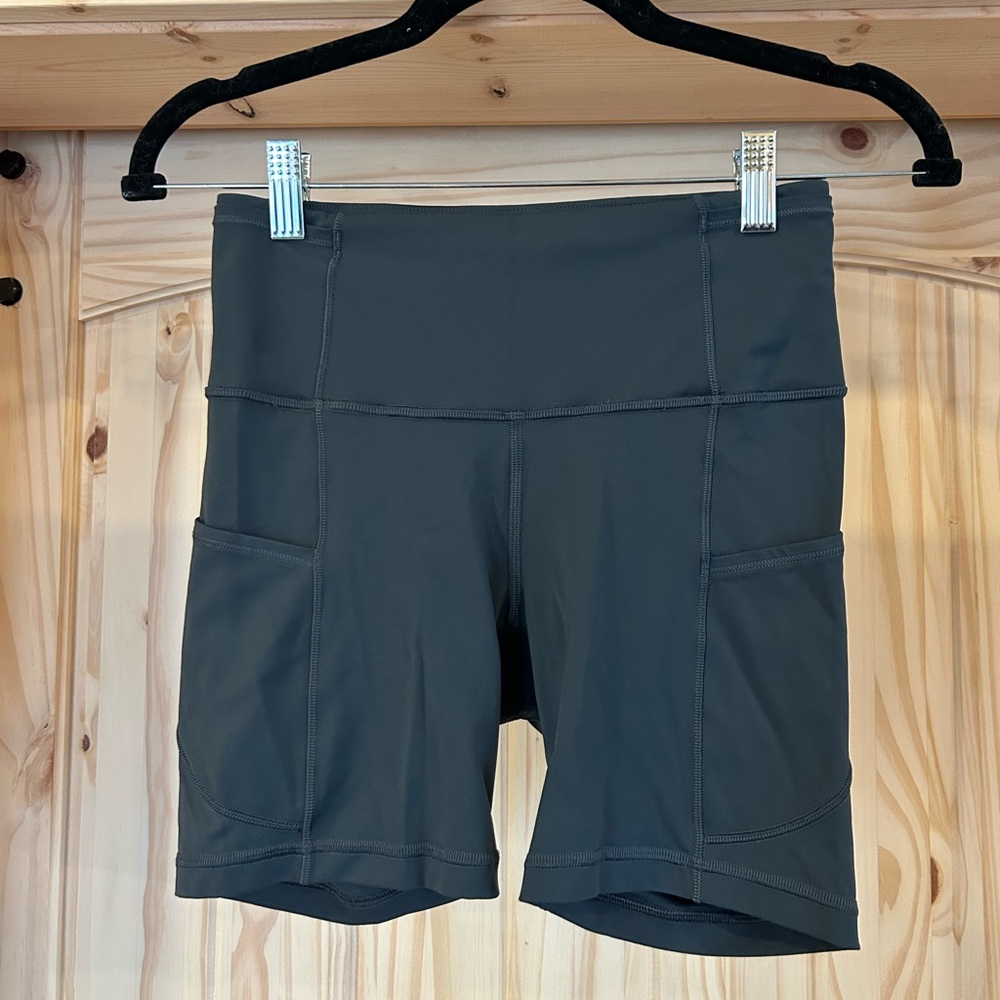 Lululemon biker shorts